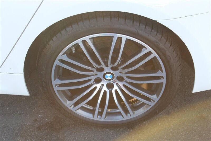 2019 BMW 5 Series 540i xDrive