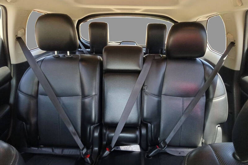 2017 Nissan Pathfinder Platinum