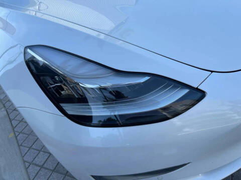 2020 Tesla Model 3 Standard Range Plus