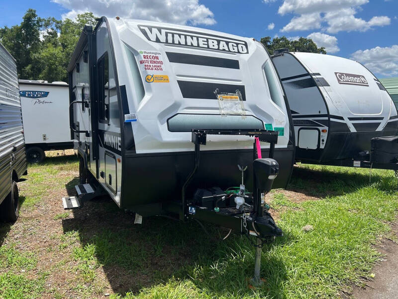 2023 Winnebago Minnie