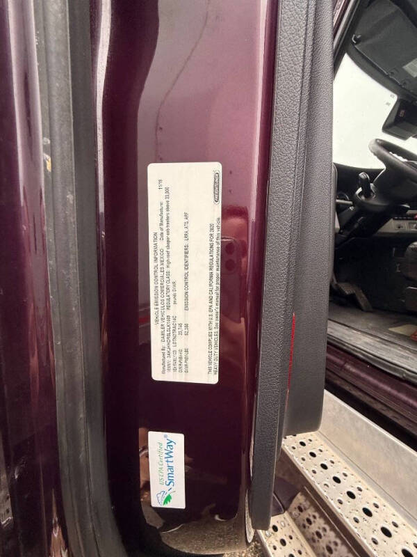 2020 Freightliner Cascadia
