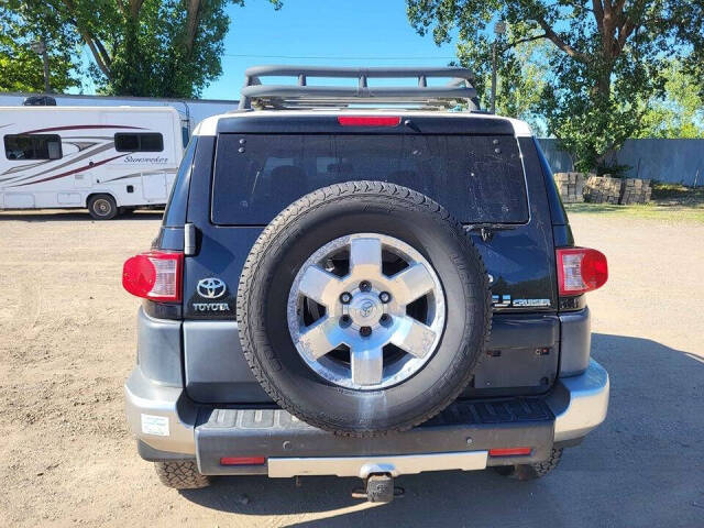 2007 Toyota FJ Cruiser for sale at Sara Auto Mall, LLC in Cleveland, OH