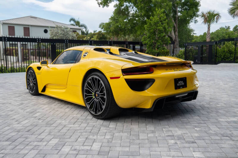 2015 Porsche 918 Spyder