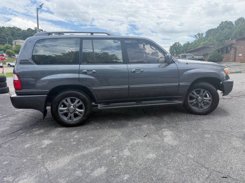 2003 Lexus LX 470