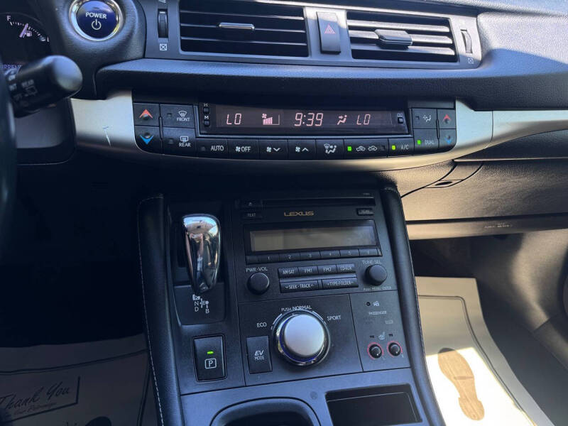 2013 Lexus CT 200h