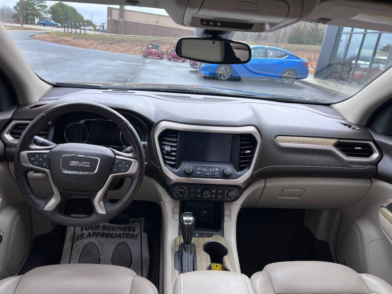 2019 GMC Acadia Denali