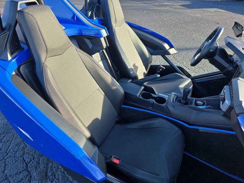 2023 Polaris Slingshot SL