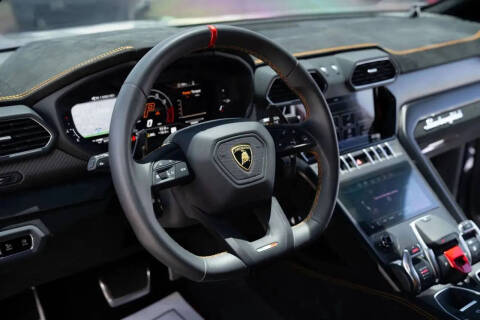 2024 Lamborghini Urus Performante