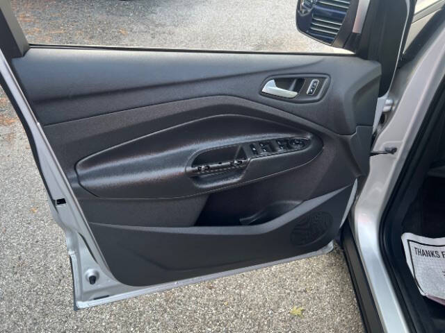 2016 Ford Escape SE