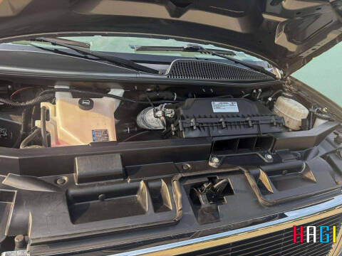 2023 GMC Savana 2500