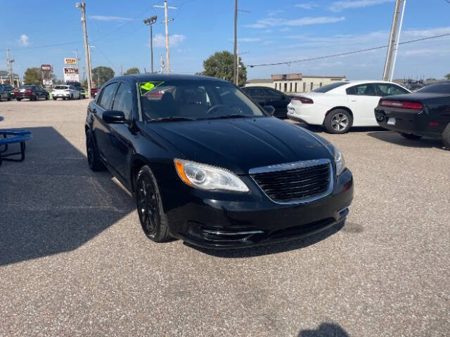 2013 Chrysler 200 LX