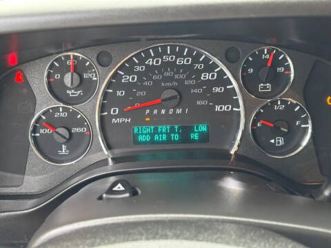 2024 Chevrolet Express 2500