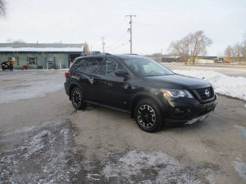 2020 Nissan Pathfinder SV