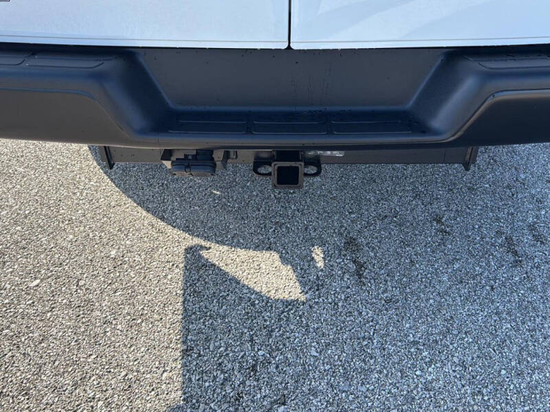 2025 Chevrolet Express 2500