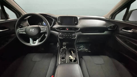 2020 Hyundai Santa Fe SE