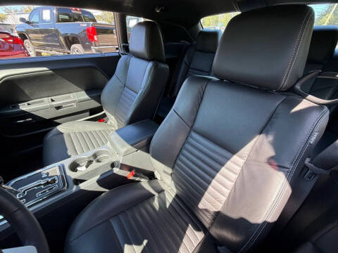 2013 Dodge Challenger R/T Classic