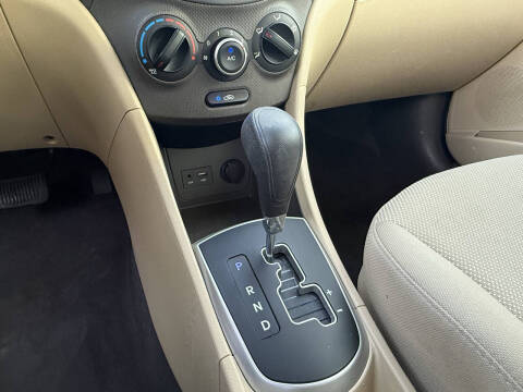 2014 Hyundai Accent GLS