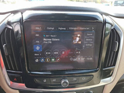 2022 Chevrolet Traverse LT Cloth