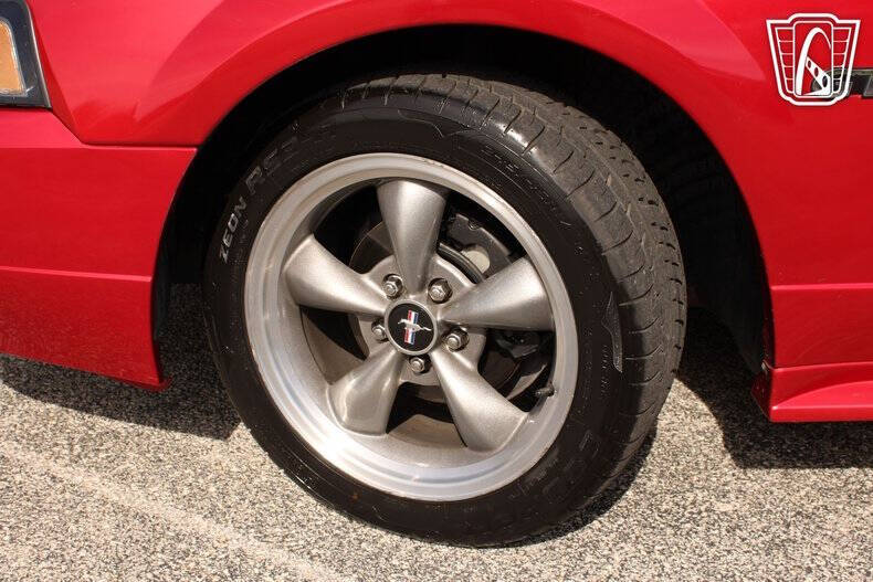 2001 Ford Mustang GT