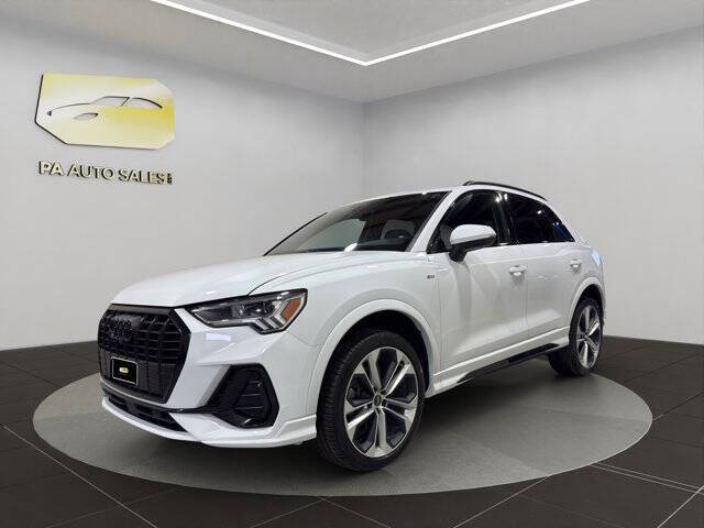 2022 Audi Q3 quattro S line Prem Plus 45 TFSI