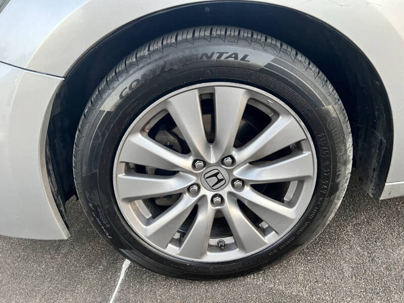 2012 Honda Accord EX-L V6 w/Navi