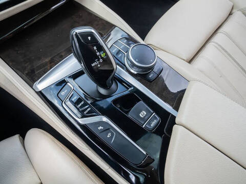 2017 BMW 5 Series 530i