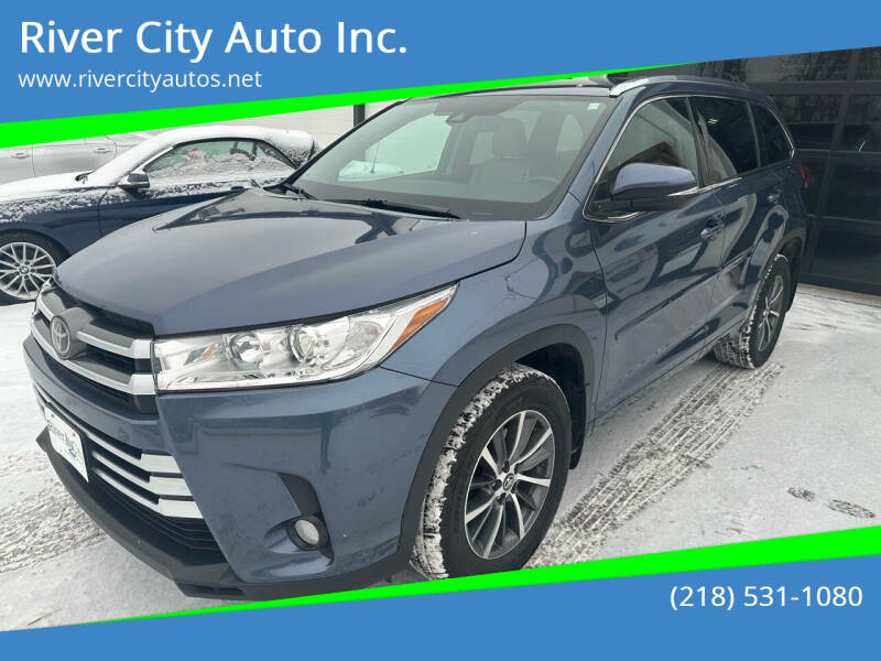 2017 Toyota Highlander for sale at River City Auto Inc. in Fergus Falls MN