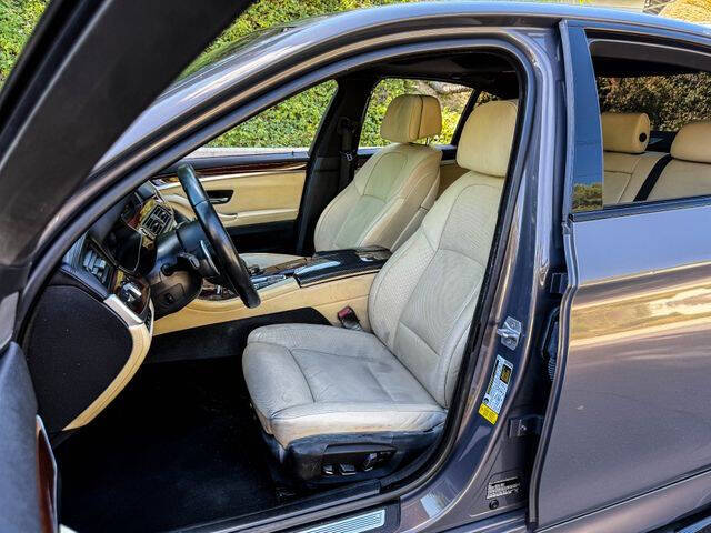 2015 BMW 5 Series 550i