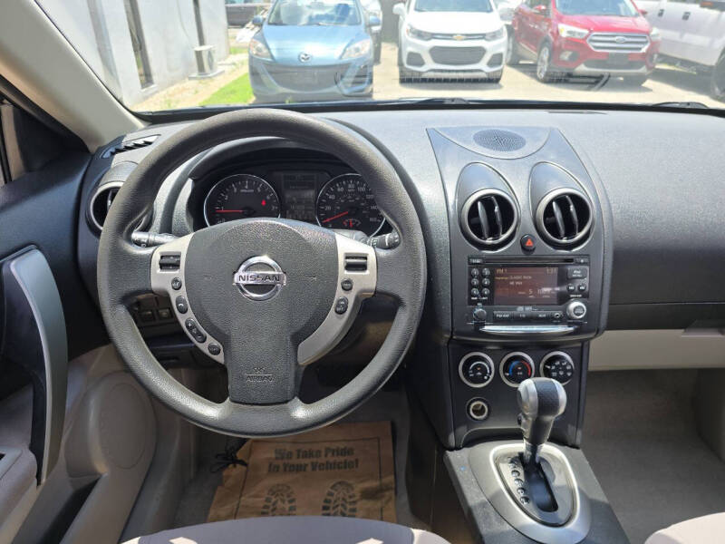2011 Nissan Rogue SV