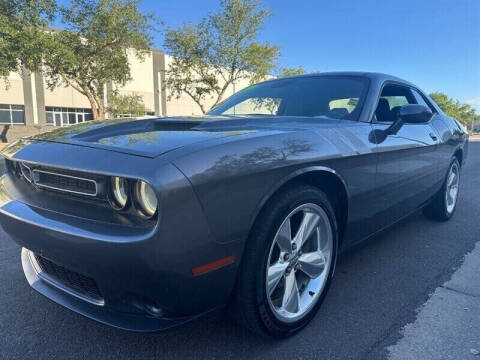 2015 Dodge Challenger SXT