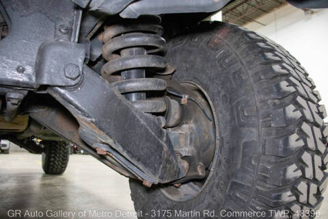 2001 AM General Hummer