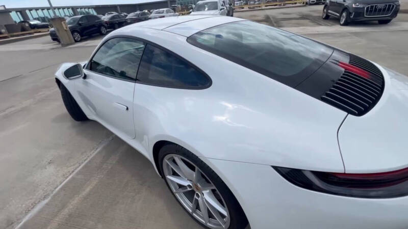 2024 Porsche 911 Carrera 4