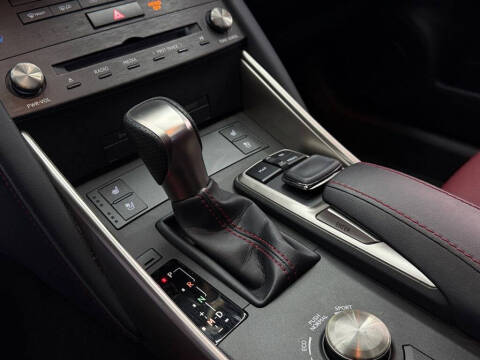2020 Lexus IS 300