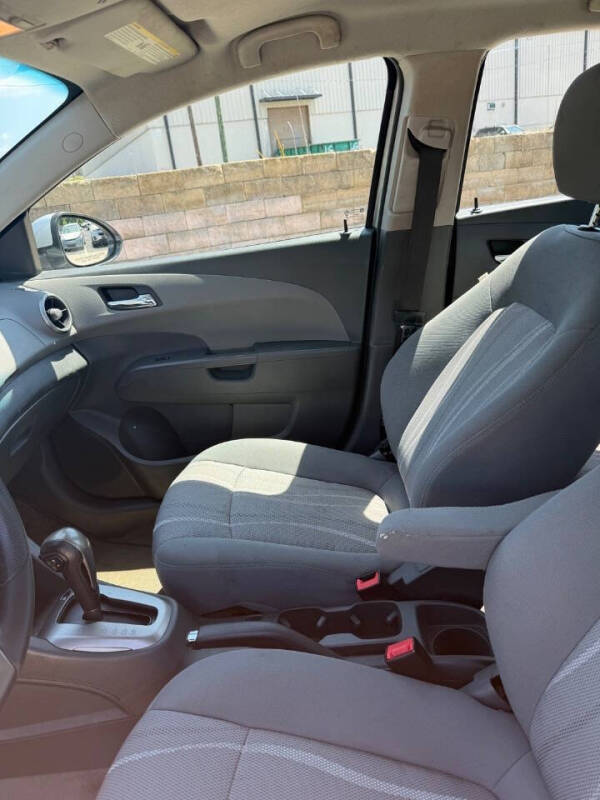 2015 Chevrolet Sonic LT Auto