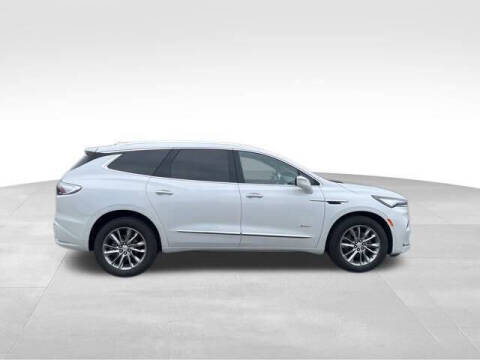 2022 Buick Enclave Avenir