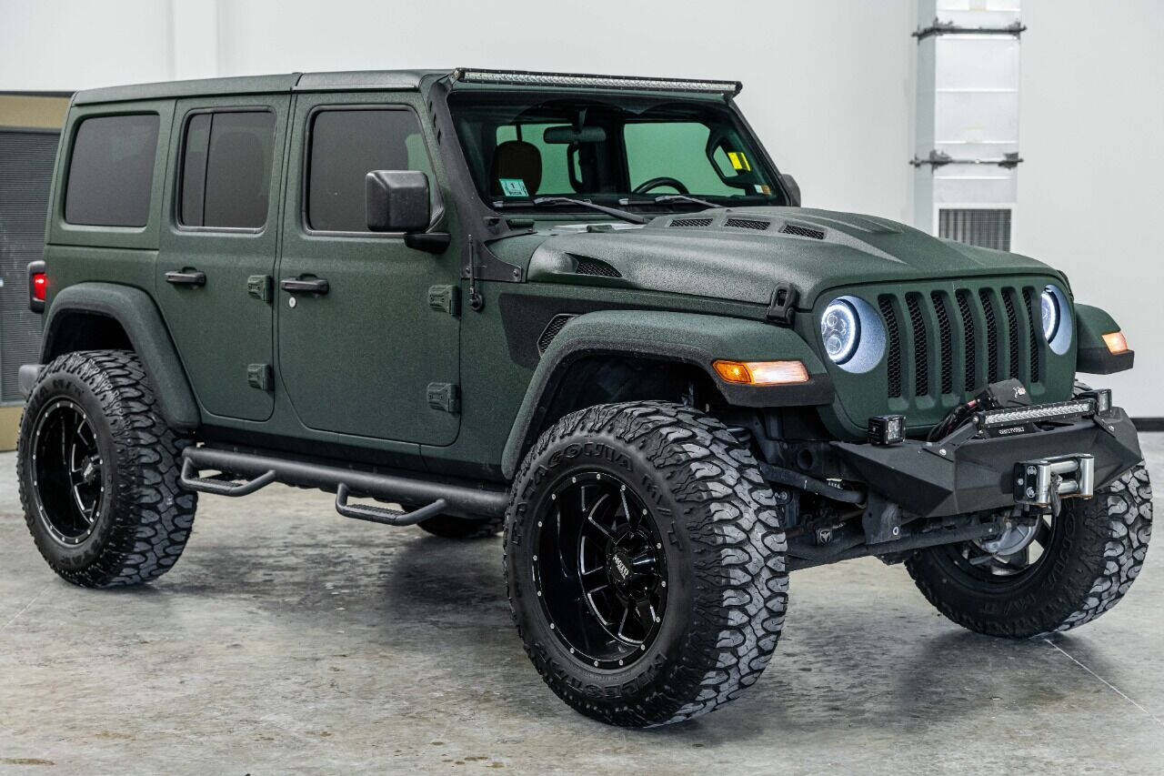 2018 JEEP Wrangler SUV / Crossover - $47,999
