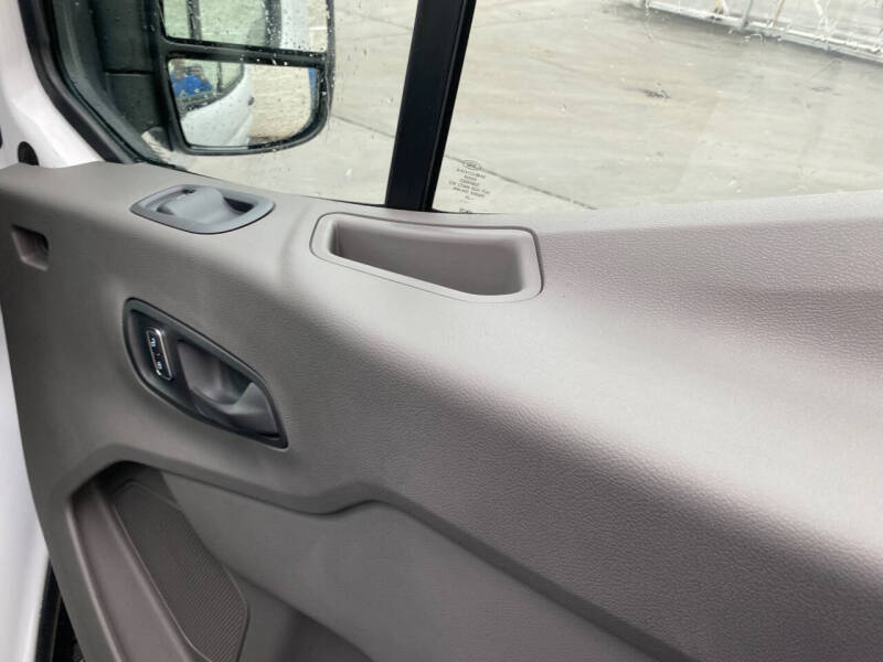 2025 Ford Transit