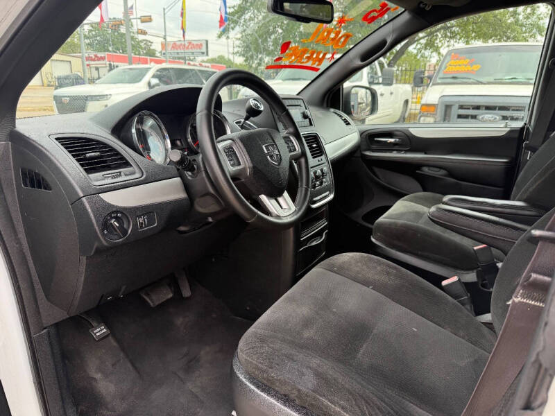 2015 Dodge Grand Caravan SE