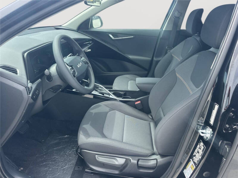 2026 Kia Niro LX