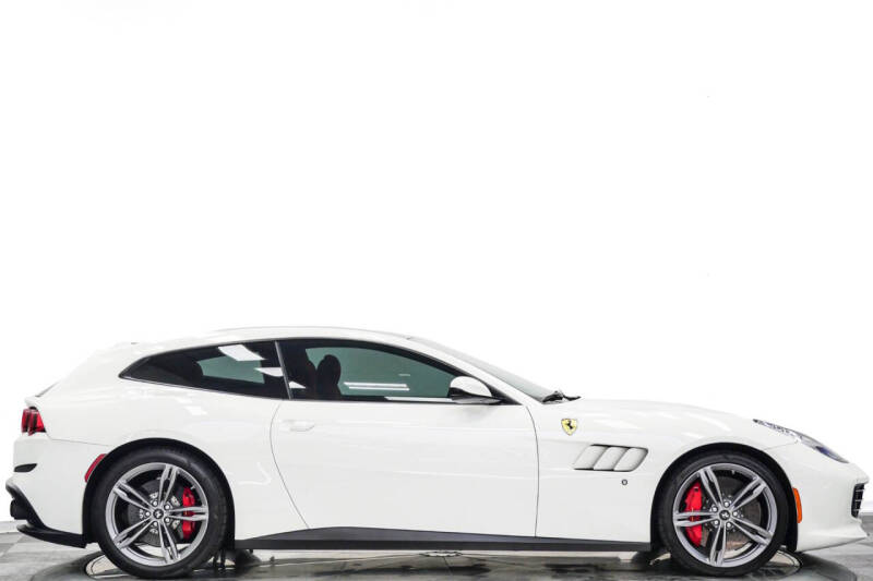 2017 Ferrari GTC4Lusso