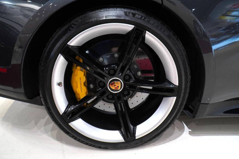 2020 Porsche Taycan Turbo