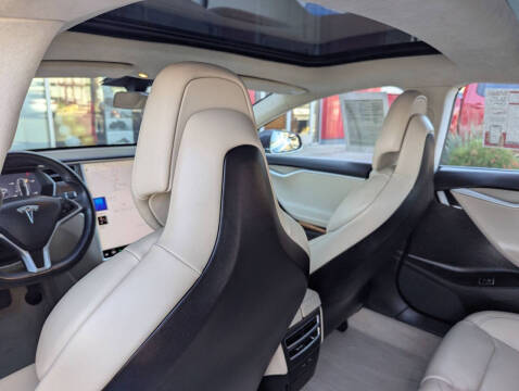 2017 Tesla Model S 75D