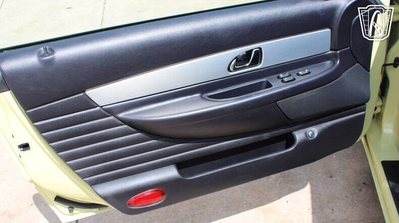 2005 Ford Thunderbird