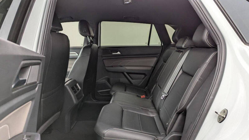 2022 Volkswagen Atlas Cross Sport SE 4Motion