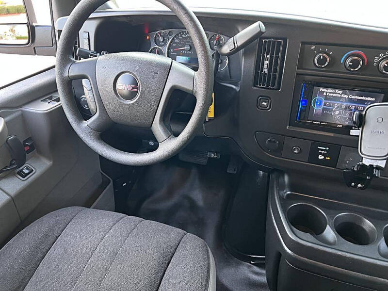 2019 GMC Savana 2500