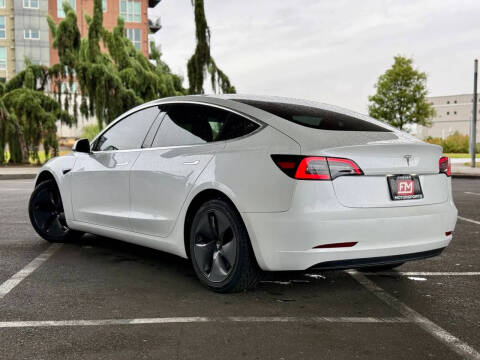 2019 Tesla Model 3 Standard Range Plus