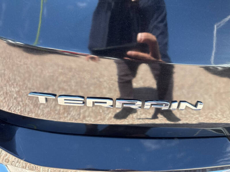 2024 GMC Terrain SLT