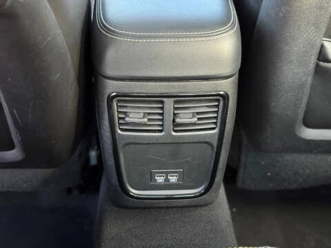 2023 Chrysler 300 S V6