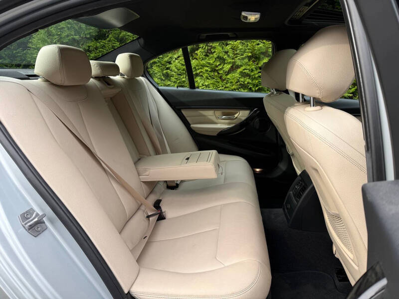 2015 BMW 3 Series 328i xDrive