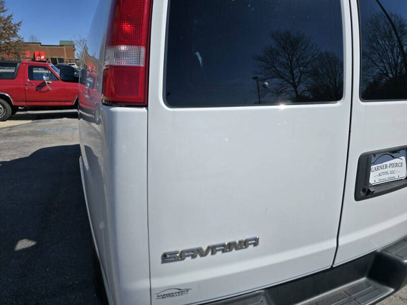 2022 GMC Savana 2500